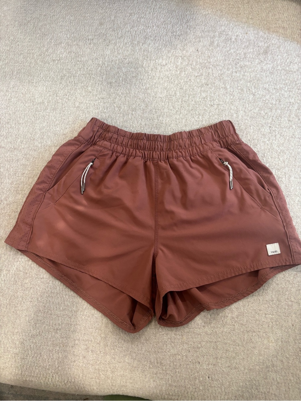 Vuori Women's Rust Brown Elastic-Waist Athletic Shorts